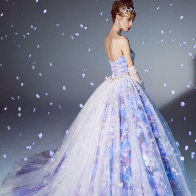 The Key to a Wedding: Creating a Glamorous Ceremony with the Lavender Theme Color＊にて紹介している画像