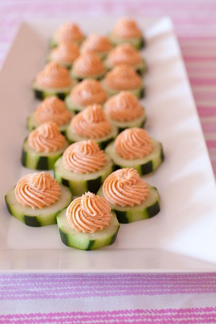 Beautifully Colorful: Delightful Salmon Party Foods to Brighten Your Table!にて紹介している画像