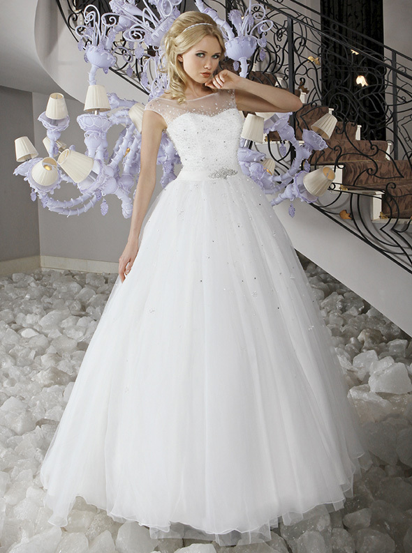 インポートドレスも充実♡ドレスショップ『アクアグラッツィエ』の取り扱いドレスまとめ＊にて紹介している画像