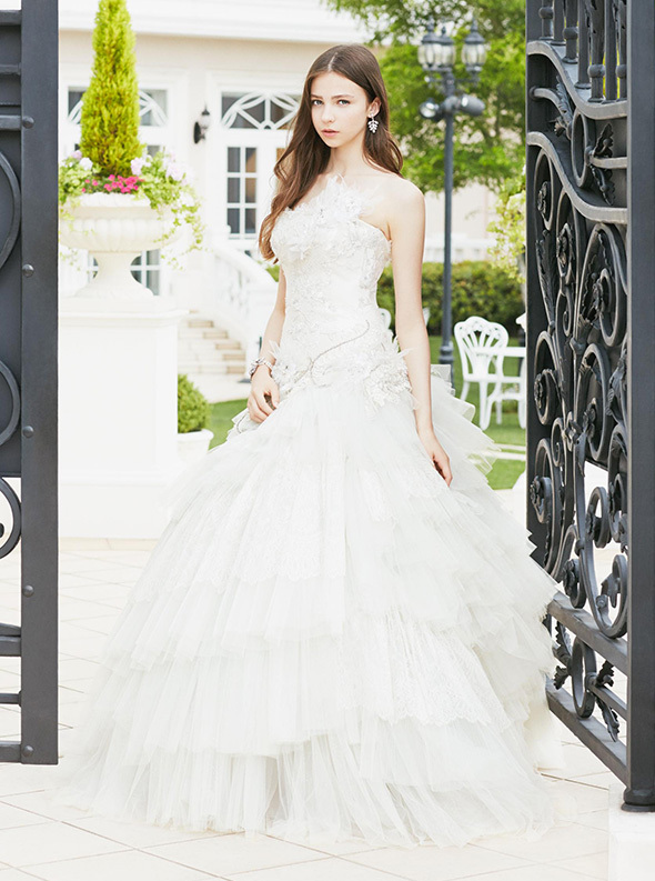 インポートドレスも充実♡ドレスショップ『アクアグラッツィエ』の取り扱いドレスまとめ＊にて紹介している画像