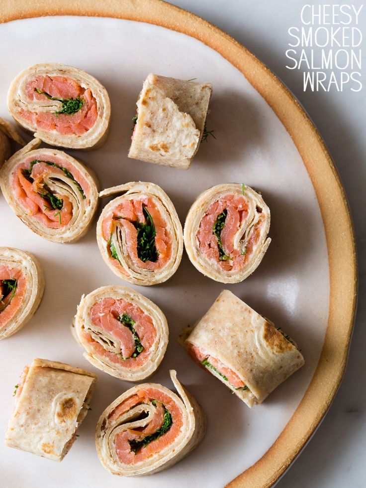 Beautifully Colorful: Delightful Salmon Party Foods to Brighten Your Table!にて紹介している画像
