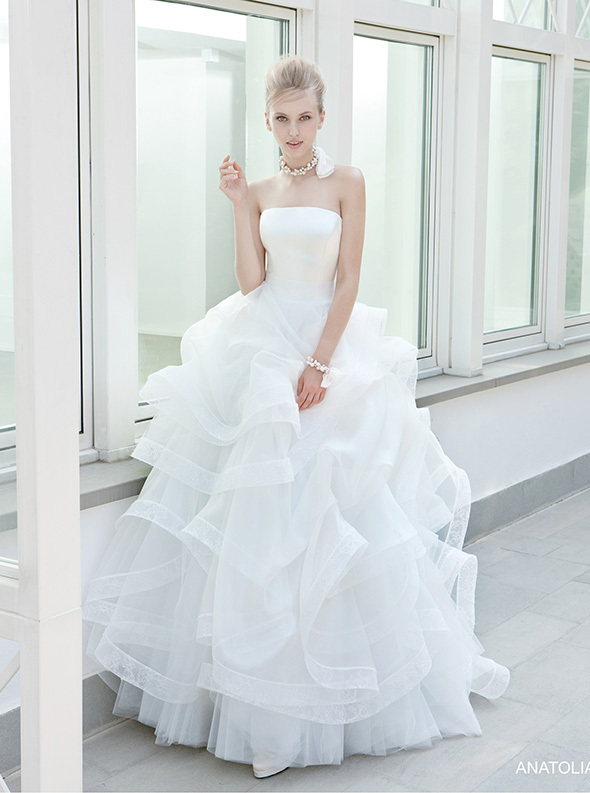 インポートドレスも充実♡ドレスショップ『アクアグラッツィエ』の取り扱いドレスまとめ＊にて紹介している画像