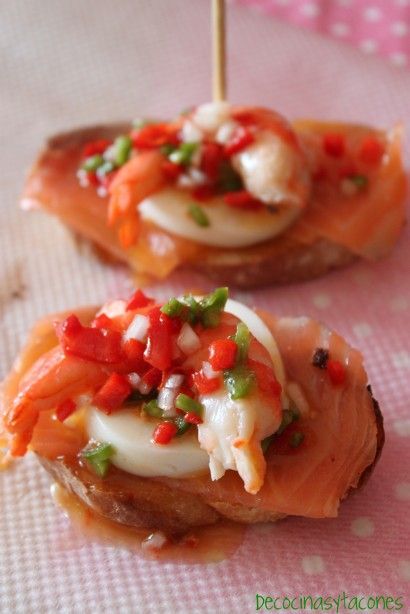 Beautifully Colorful: Delightful Salmon Party Foods to Brighten Your Table!にて紹介している画像
