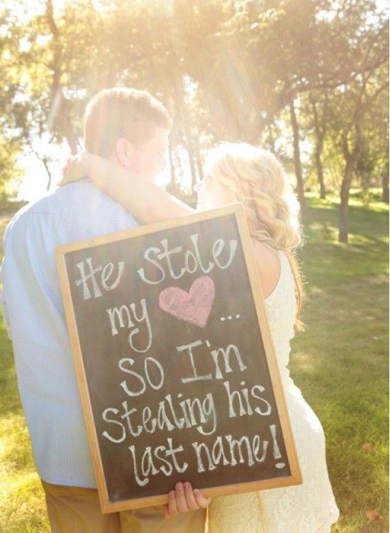 Creating Stylish Overseas-Inspired Wedding Accessories: A Comprehensive Guide to the Versatile Use of 'Chalkboards'♡にて紹介している画像