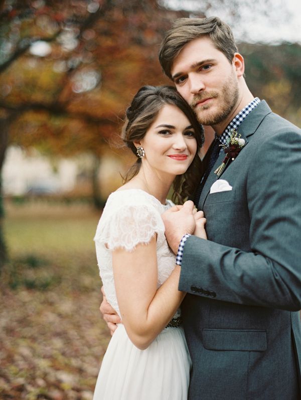 "I Want to be Told 'You're So Cute♡'! Recommended Bangs Arrangements for Brides"にて紹介している画像