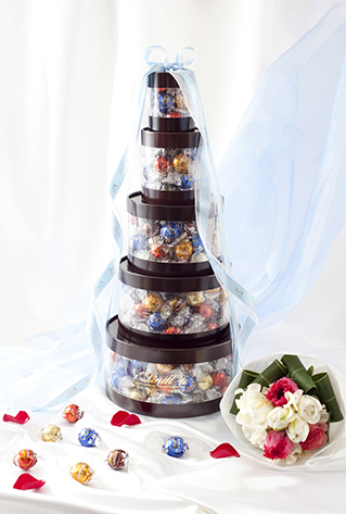 "Lovable Chocolate Around the World: Let's Make Swiss 'Lindor' a Charming Gift!"にて紹介している画像