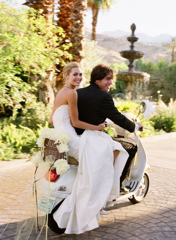 気分はローマの休日？♡とってもCUTEなVESPAのウェディングフォトCOLLECTION♡ marry[マリー]
