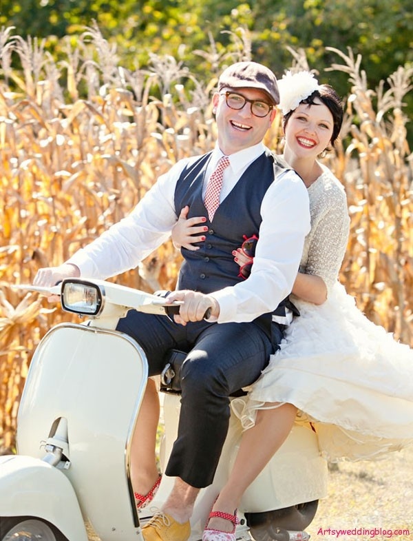 Feeling like a Roman Holiday? ♡ A Super CUTE VESPA Wedding Photo Collection♡にて紹介している画像