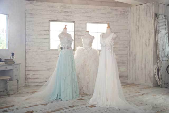 Spotlight on 'Delafore': The Newly Launched Wedding Dress Brand Known for Its Stunning Bridal Apron Designs!にて紹介している画像
