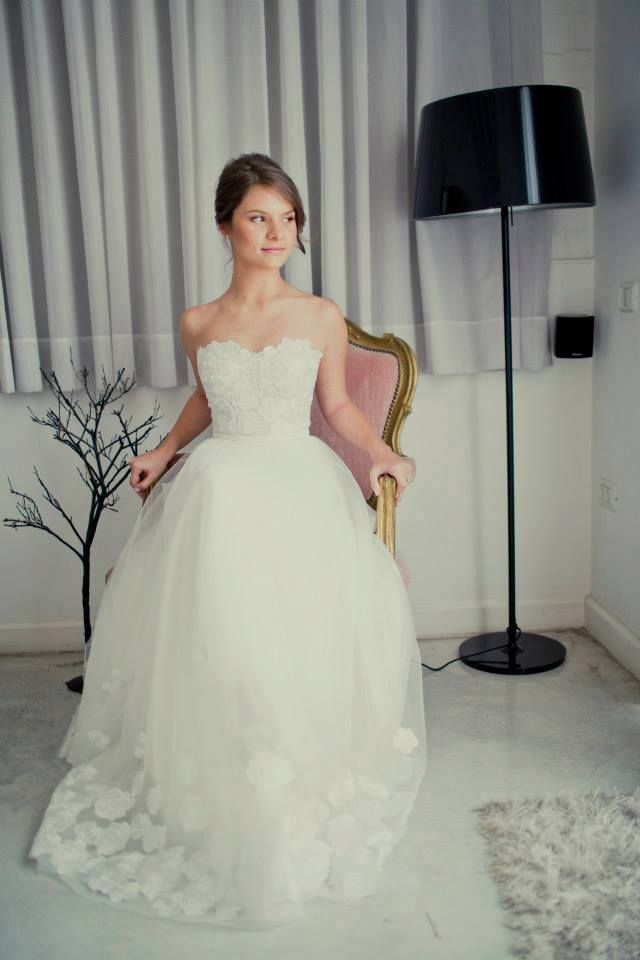 NYで大注目ブランド♡贅沢なクチュール感が魅力の『ミラ・ズウィリンガー』のドレスまとめ＊にて紹介している画像