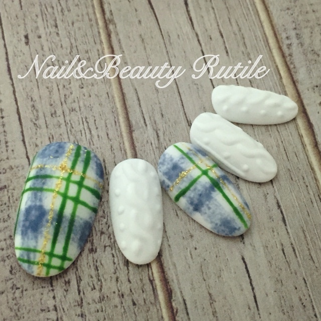 Perfect for Autumn and Winter: The Adorable Comfort of "Blanket Nails" for Warm Fingertips♡にて紹介している画像