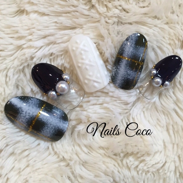 Perfect for Autumn and Winter: The Adorable Comfort of "Blanket Nails" for Warm Fingertips♡にて紹介している画像