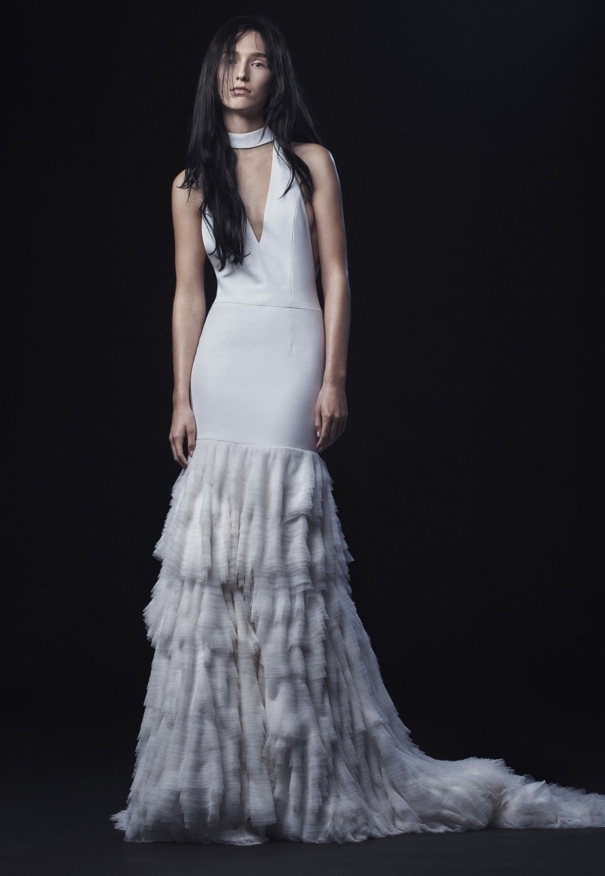 Autumn 2016: The Importance of "Unstable Vibes" - Explore Vera Wang's New Collection!にて紹介している画像