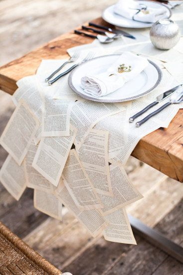 Elevate Your Table Setting: A Stylish Table Runner Catalog Inspired by Chic Overseas Weddings♩にて紹介している画像