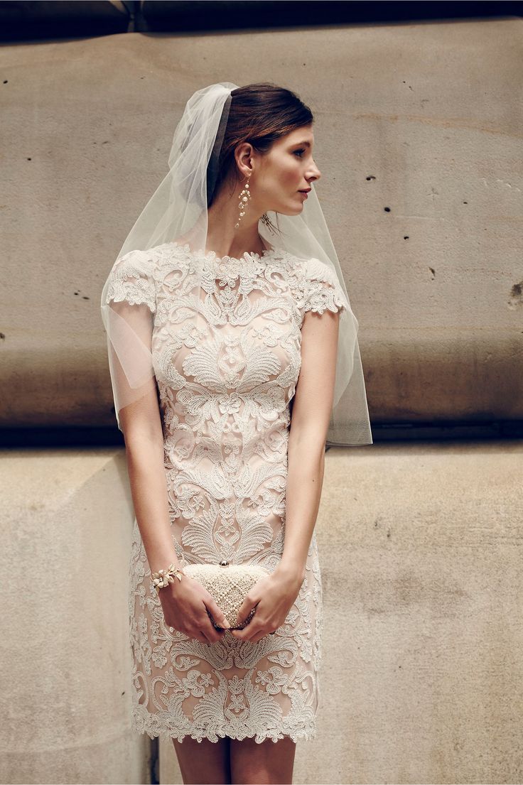 "Knee-Length Dresses: Cute and Adorable ♡ Flaunt Your Feminine Charm with a Light and Airy Silhouette!"にて紹介している画像