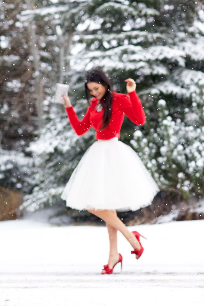 "Knee-Length Dresses: Cute and Adorable ♡ Flaunt Your Feminine Charm with a Light and Airy Silhouette!"にて紹介している画像