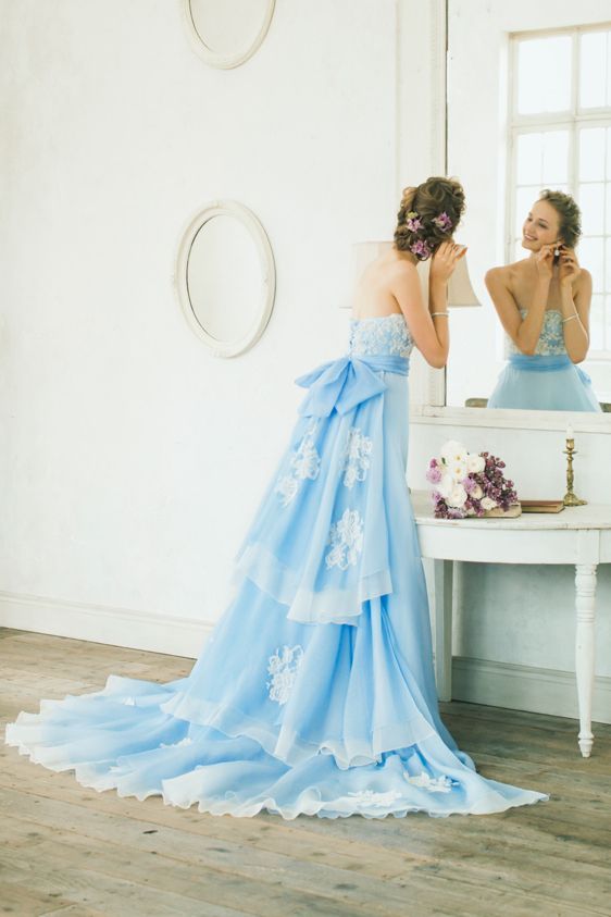 Pastel Colors Are Too Cute! What Exactly is a "Cocktail Dress"???にて紹介している画像