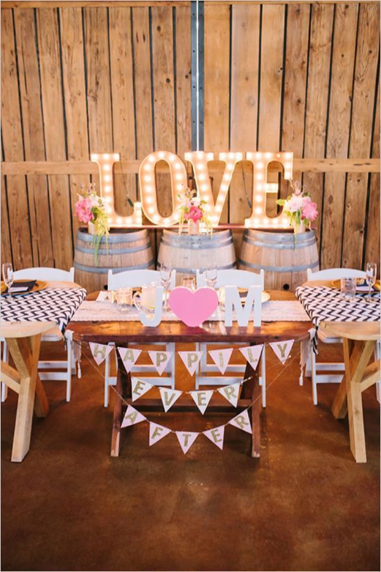 How to Make Adorable LOVE Ornaments: A Collection by Material for Your Decorations♡にて紹介している画像