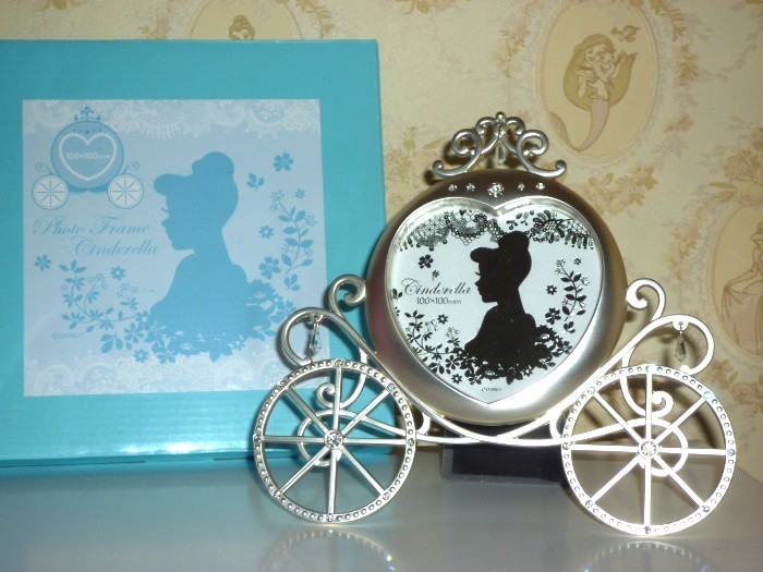 A Collection of Adorable 'Photo Frames' Perfect for Your Welcome Space and Guest Tables - Ideal for Any Occasion! ♡にて紹介している画像