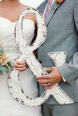 ふたりの距離がもっと縮まる♡『＆オブジェ』で撮る可愛いウェディングフォトポーズまとめ＊にて紹介している画像