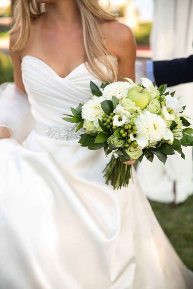 ペーパーアイテムのデザイン決めに♩結婚式に使いたい*素敵な由来を持つ≪植物≫モチーフまとめ♡にて紹介している画像