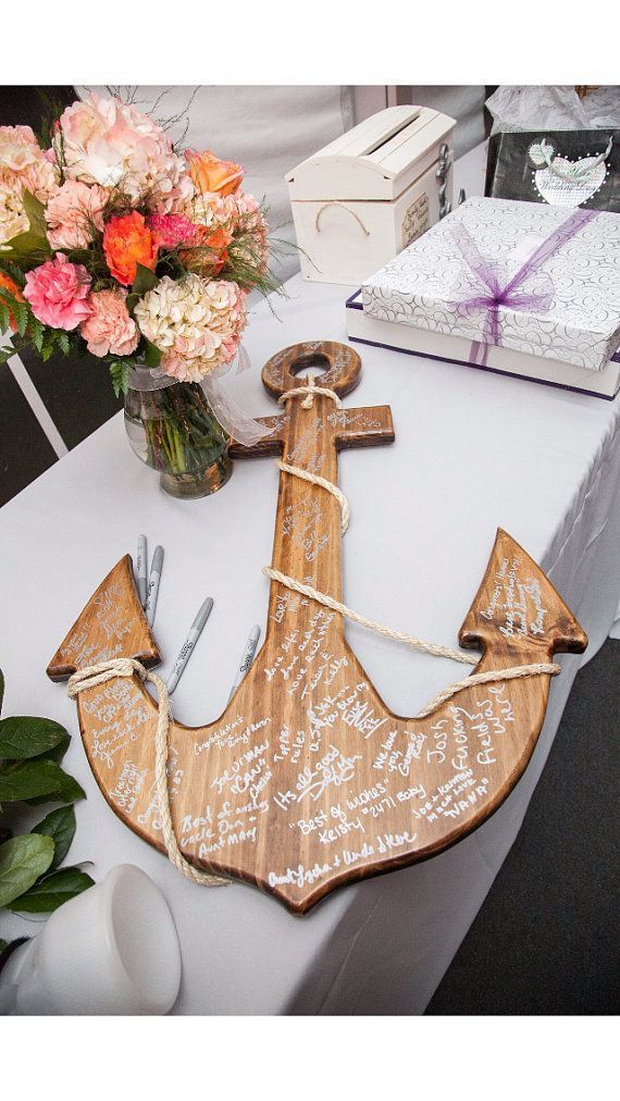 Capture Your Guests' Hearts: A Collection of Stylish Guest Book Design Ideas ♩にて紹介している画像
