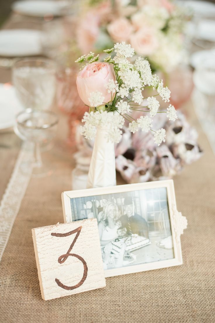 Sharing Nostalgia with Guests: A Collection of Table Number Designs Created with Memory Photos and Numbers♡にて紹介している画像