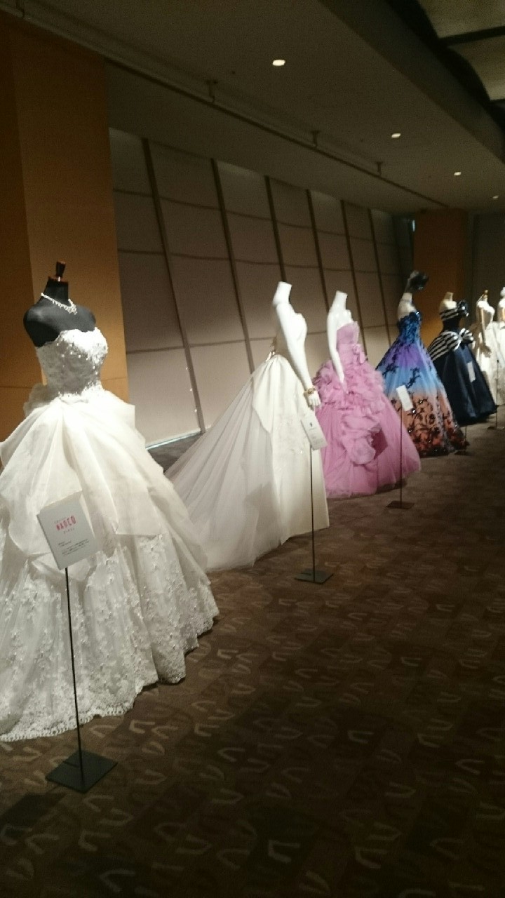 Celebrating 30 Years: A Special Feature on Adorable Dresses from the 25ans Wedding Special Dress Collection ♩にて紹介している画像