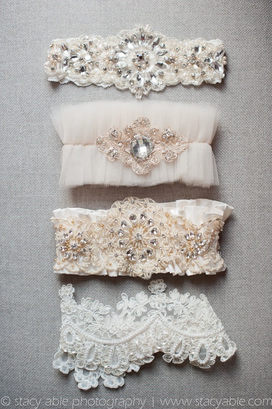Sexy & Romantic: The Enchanting Garter Belt of the Happy Bride's Good Luck Charm ♡にて紹介している画像