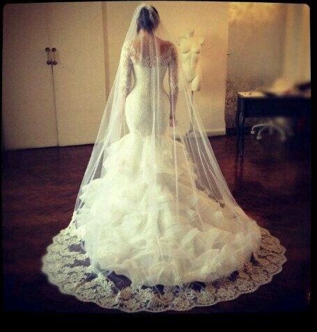 "Types of Wedding Veils That Instantly Make You Adorable Like an Angel: A Stylish Introduction!"にて紹介している画像