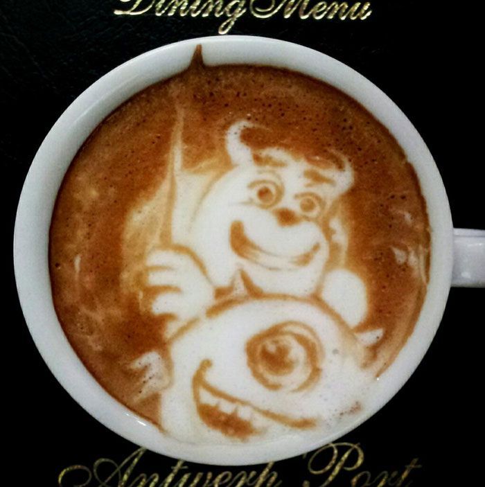 Too Cute to Drink! Introducing Heartwarming and Delightful Disney Latte Art ♥にて紹介している画像