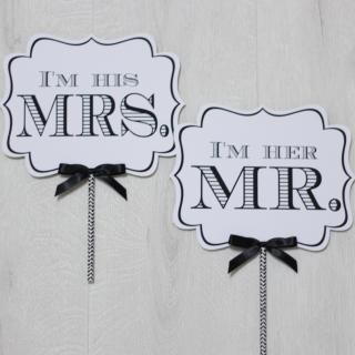 Essential Items for Pre-Wedding Photos! The Must-Have Photo Props for Couples ♩にて紹介している画像