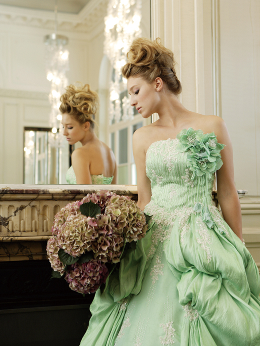 女の子みんなの憧れ＊お花たっぷり可愛すぎるカラードレスブランドまとめ♡にて紹介している画像