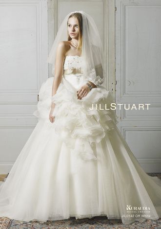 Eternal Dream of Every Girl♡ Girly & Romantic White Dress by Jill Stuart♡にて紹介している画像