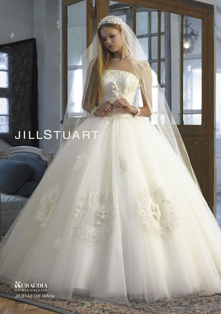 Eternal Dream of Every Girl♡ Girly & Romantic White Dress by Jill Stuart♡にて紹介している画像