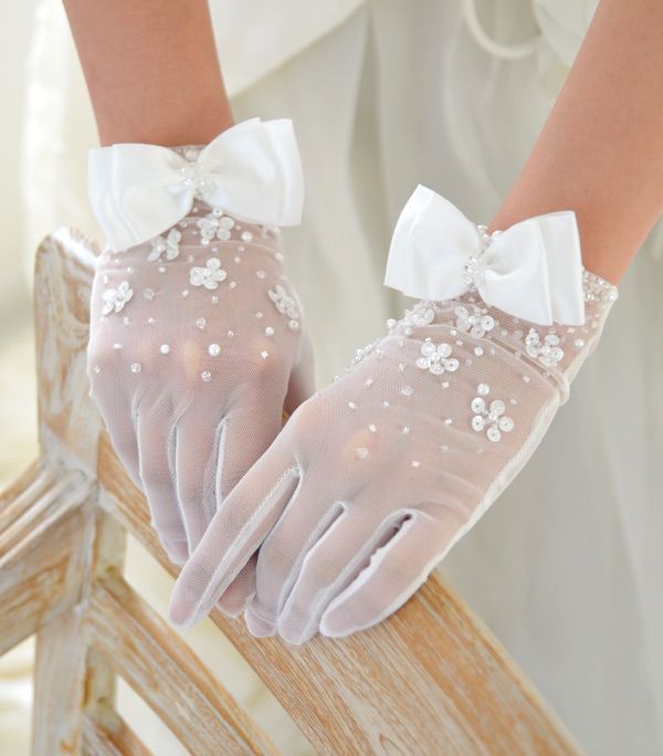 どんな素材・デザインがお好き？♡〔生地別〕花嫁さんのグローブカタログ✳︎にて紹介している画像