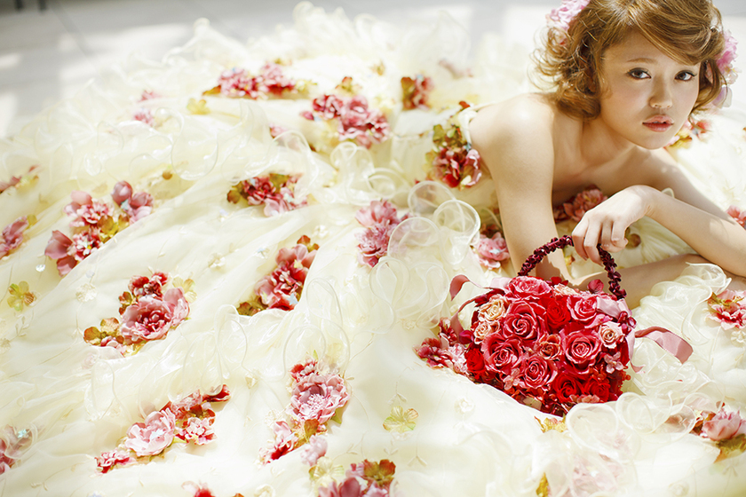 "6 Affordable and Cute Colored Dress Brands You Can Borrow for Around 300,000 Yen ♡"にて紹介している画像