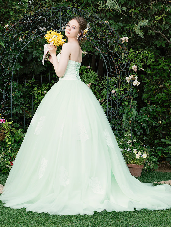 30万円台で借りれる♩可愛くてリーズナブルなカラードレスの