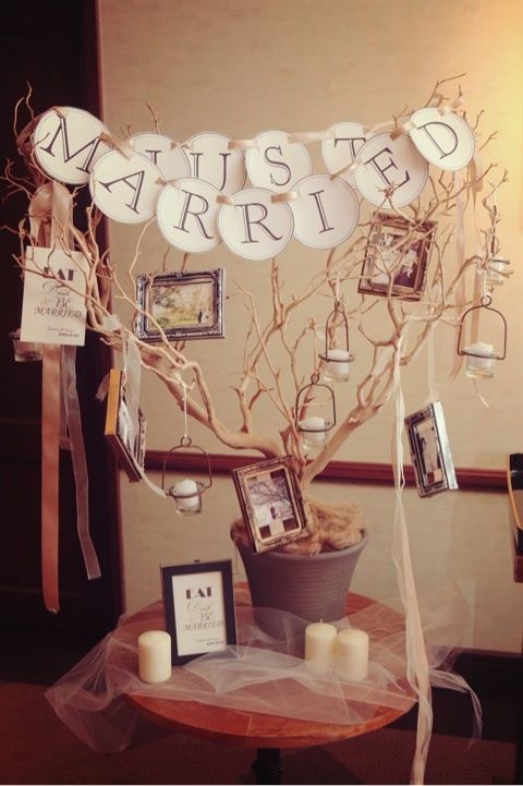 Where to Display Your Cherished Couple Photos? 4 Creative Ways to Showcase Your Love at the Venueにて紹介している画像