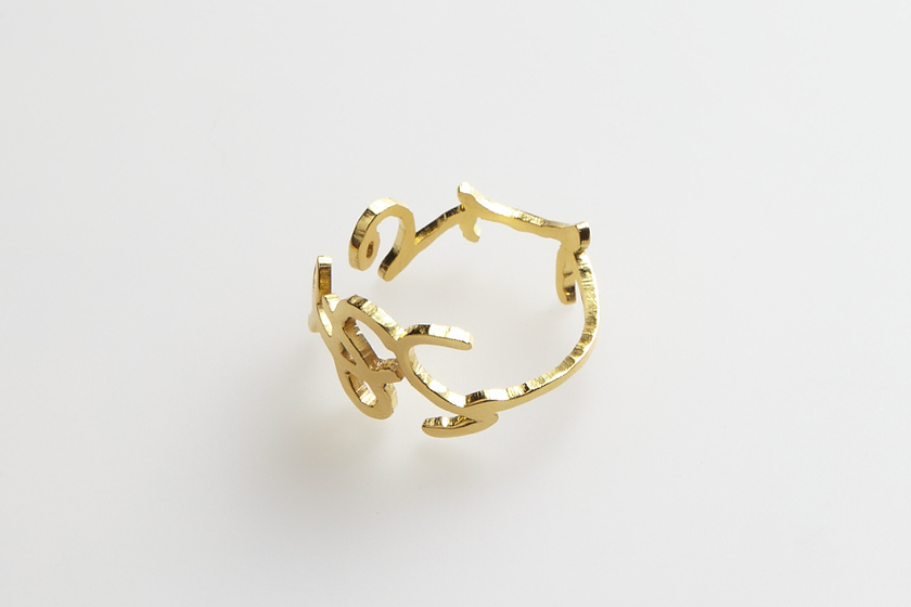 美しい日本語を身にまとって♡『Hiragana』のひらがなアクセサリーを和装に合わせたい＊にて紹介している画像