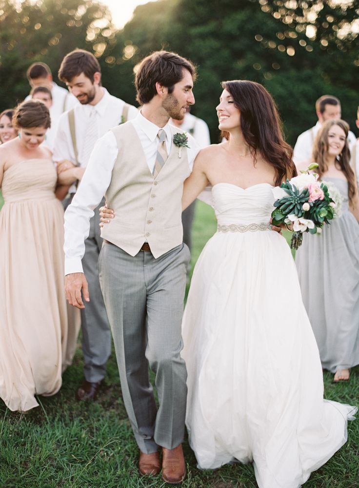 "One More Time: A Complete Guide to the Most Important 'Standard Wedding Reception Flow' ♡"にて紹介している画像