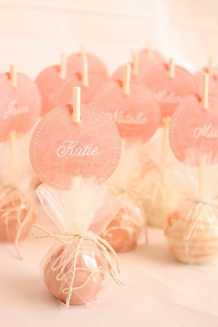 Just Like Lollipop Candy ♩ What Are Those Adorably Cute 'Cake Pops'?? ♡にて紹介している画像