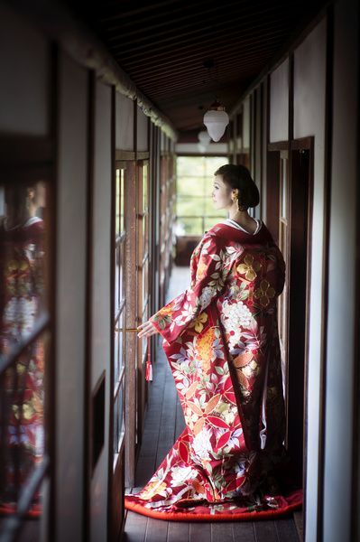 Exploring the Diverse Wedding Traditions Around the World by Country and Region♡にて紹介している画像