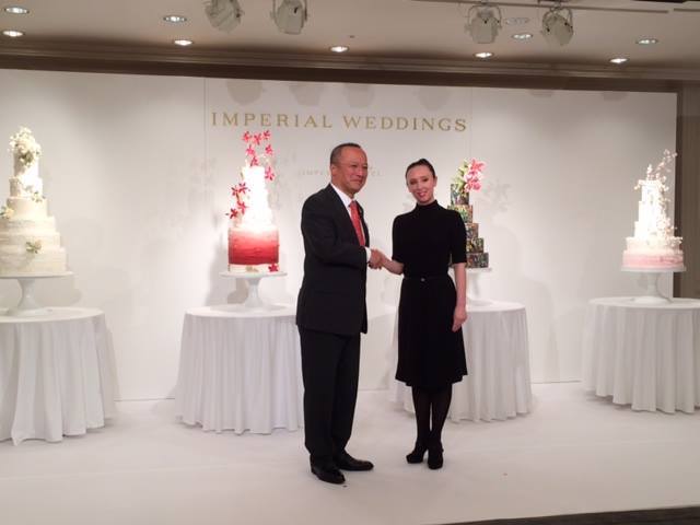 125th Anniversary of the Imperial Hotel: Collaboration Cake with Wedding Cake Designer Maggie Austin!にて紹介している画像