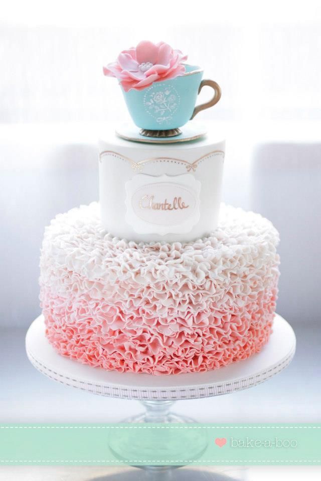 Just Like a Wedding Dress ♩ Do You Know What a Romantic 'Frill Cake' Is?にて紹介している画像