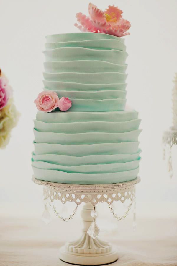 Just Like a Wedding Dress ♩ Do You Know What a Romantic 'Frill Cake' Is?にて紹介している画像