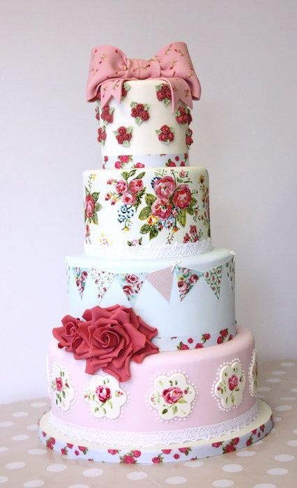 Adorable Wedding Cake Inspired by Cath Kidston♡にて紹介している画像