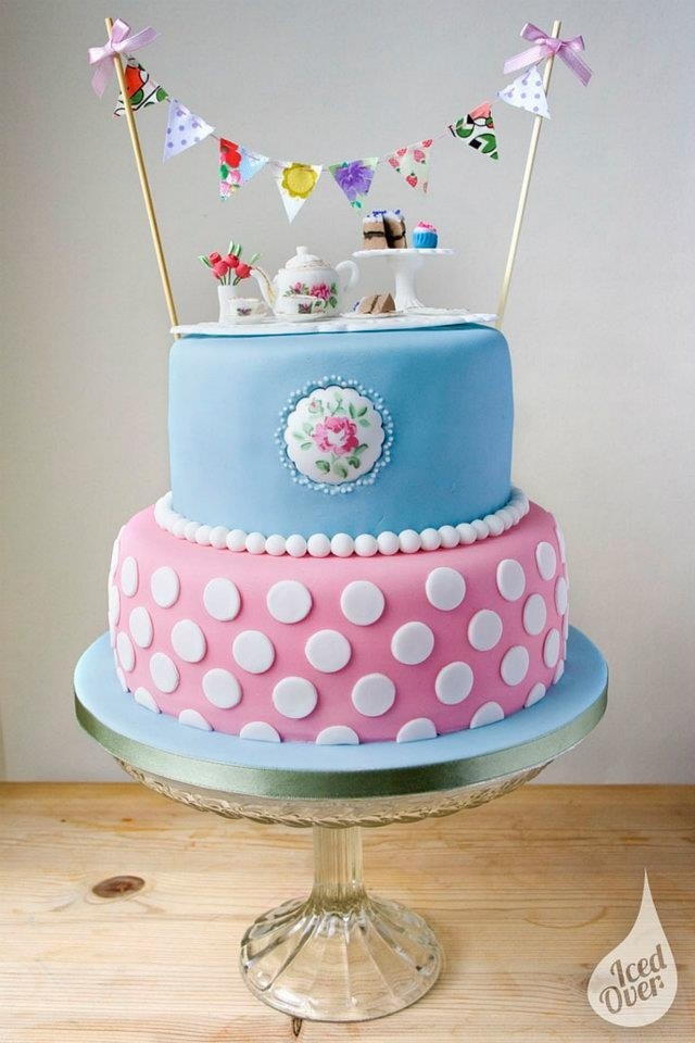 Adorable Wedding Cake Inspired by Cath Kidston♡にて紹介している画像