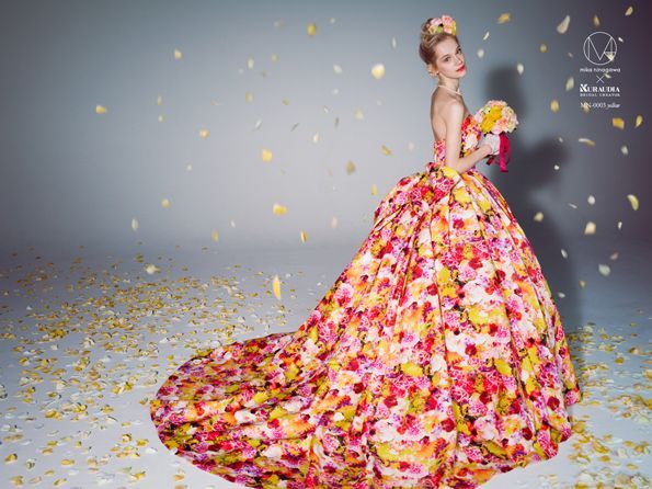 Too Trending♡ Must-Try Wedding Dresses Produced by Mika Ninagawa: These 6 Styles are a Must!にて紹介している画像