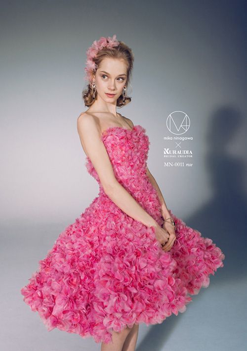 Too Trending♡ Must-Try Wedding Dresses Produced by Mika Ninagawa: These 6 Styles are a Must!にて紹介している画像